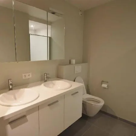 Is Fully Accessible To Guests. זוואננבורח
